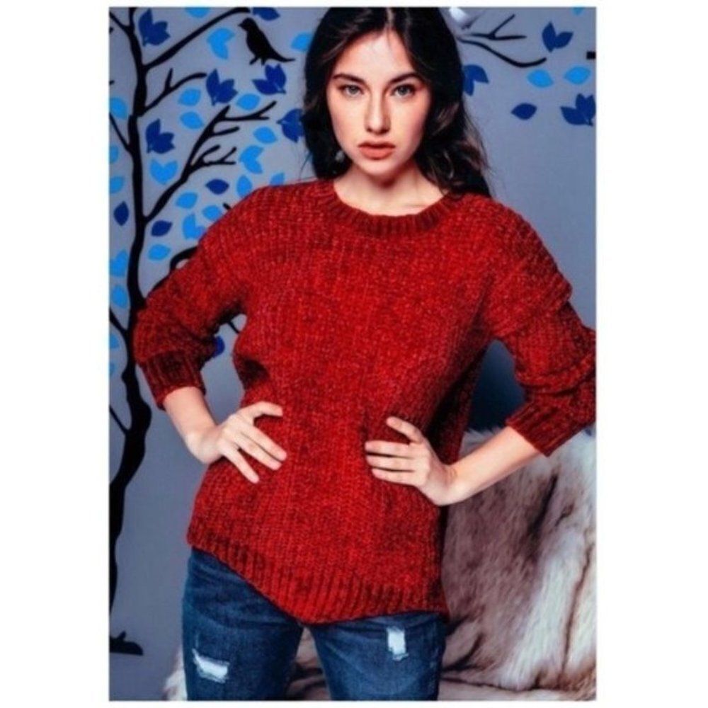 CHUNKY Knit Chenille Sweater With Scalloped Hem
